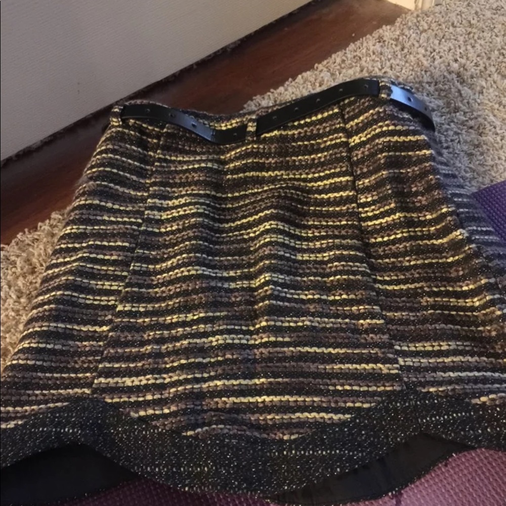 Mini skirt - Picture 2 of 4